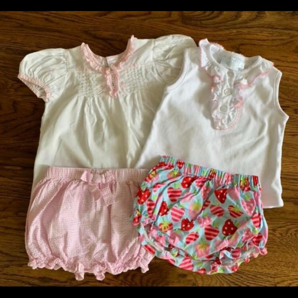 ISO Little English Diaper Sets!! 💕💗💕
